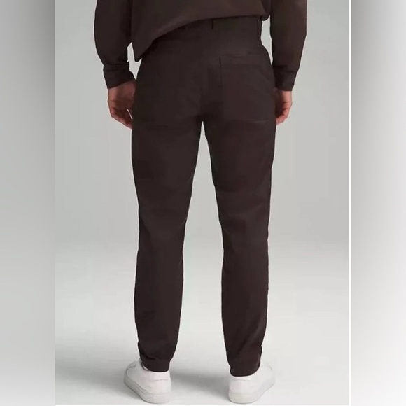 Lululemon Men's Slim-Tapered Heavy Twill Trouser in Espresso M5AYDS - Picture 4 of 15